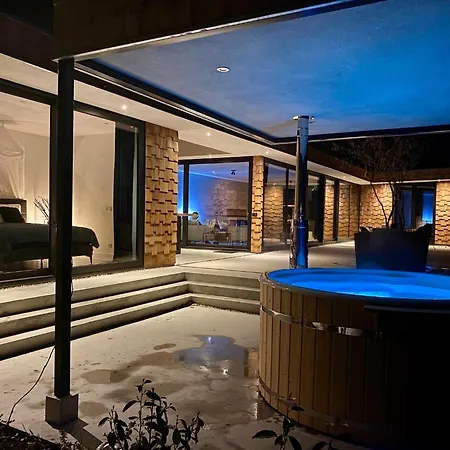 Casa de Férias Wellness With Private Hot Tub Oosterhout (North Brabant)
