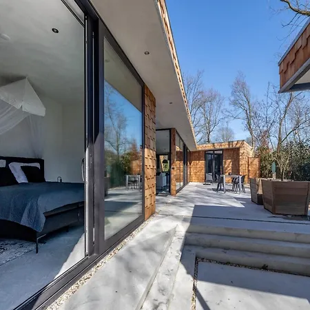 Wellness With Private Hot Tub * Oosterhout (North Brabant)