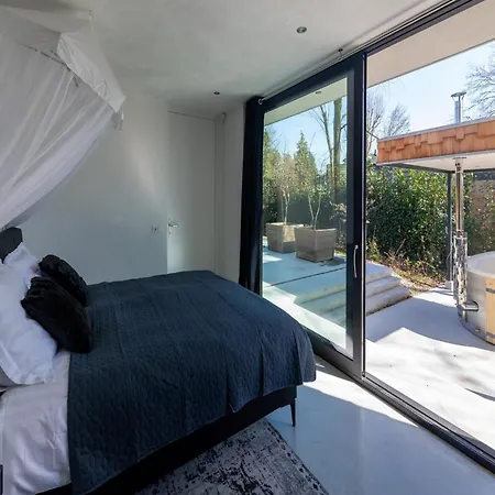 Wellness With Private Hot Tub Casa de Férias Oosterhout (North Brabant)